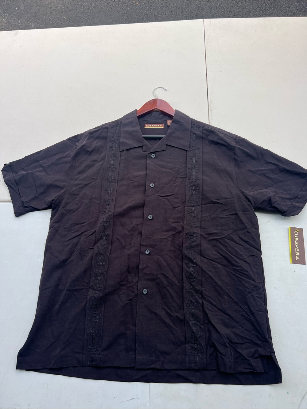 Cubavera Black Short-Sleeve Embroidered Guayabera Button-Down